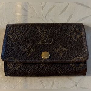 Louis Vuitton Monogram 6 Key Holder